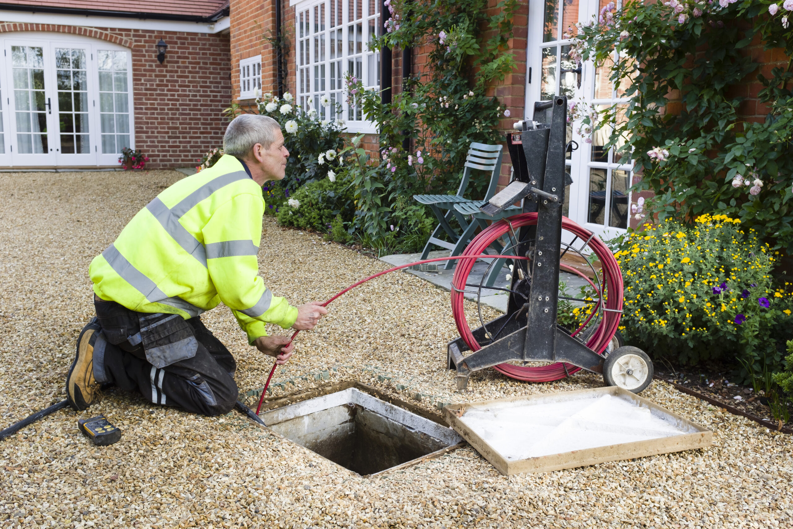 Emergency Drainage: How to Manage a Blockage Before the Engineer Arrives